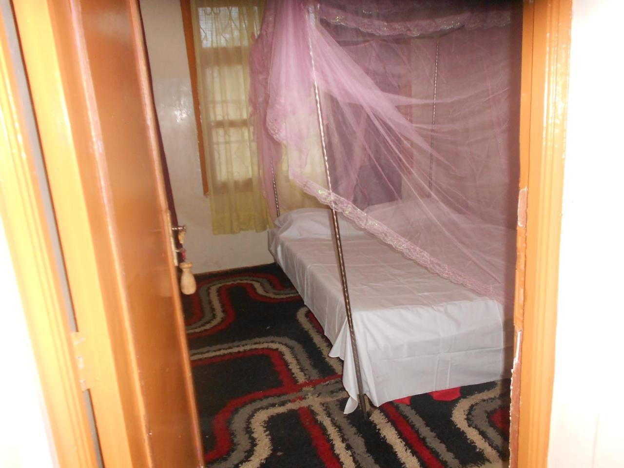 Mountain View Self Catering Guesthouse & Hostel Kisumu Eksteriør bilde